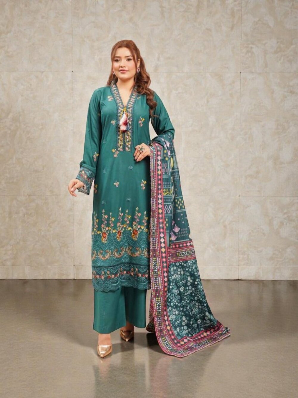 Traditional Pakistani Lawn Salwar Kameez, Cultural Wear for Women